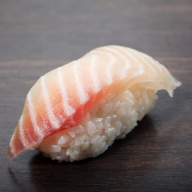Sashimi Regular Combo.